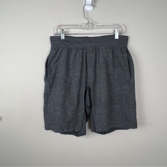 Lululemon THE Short Luxtreme Liner 9” - Picture 2 of 5